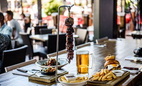 Waterfront Grill - Kawana Tourism 11