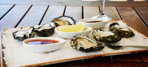 Waterfront Grill - Kawana Tourism 2