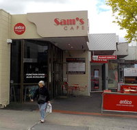 Sam's Cafe - Kawana Tourism