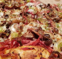 Sylvester Pizza - Kawana Tourism