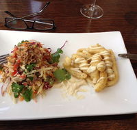 Overflow Cafe Wine Bar - Kawana Tourism