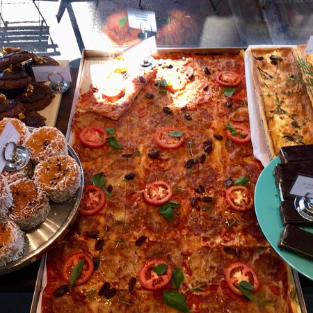 The Counter - Kawana Tourism 0