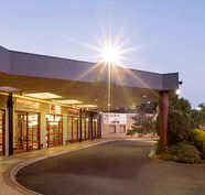 York on Lilydale Hotel - Kawana Tourism