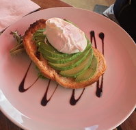 Sliced Cafe - Kawana Tourism