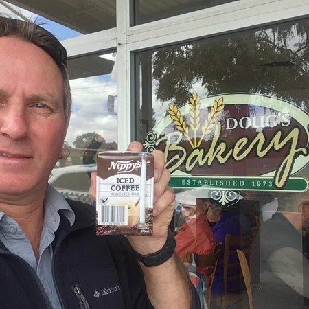 Dougs Hot Bread - Kawana Tourism 0