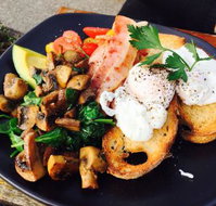 Moons espresso bar - Kawana Tourism