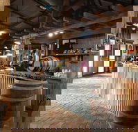 Barneys Bar Bistro - Kawana Tourism