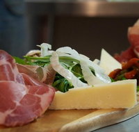 Volpino Pizzeria  Wine Bar - Kawana Tourism