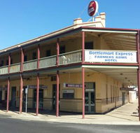 Farmers Arms Hotel - Kawana Tourism