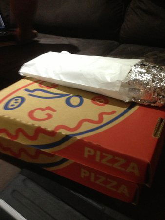 Pax Hill Pizza - Kawana Tourism 0