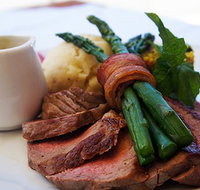 Kirribilli Village Cafe  Ristorante - Kawana Tourism