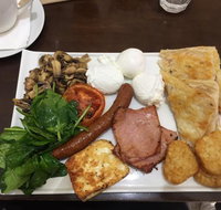 Poveli Deli Cafe - Kawana Tourism