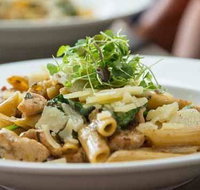 Domani's Cafe Restaurant  Bar - Kawana Tourism