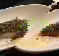 Sankaku izakaya - Kawana Tourism