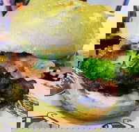 Mister P's Burger Bar - Kawana Tourism