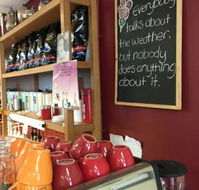 Ruby's Cafe and Books - Kawana Tourism