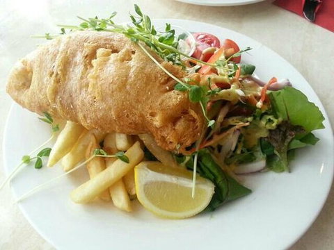 The View Cafe - Kawana Tourism 0