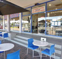 GJs Bay Cafe  Grill - Kawana Tourism
