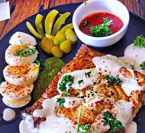 Cafe In Tokyo - Kawana Tourism 9