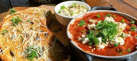 Cafe In Tokyo - Kawana Tourism 2