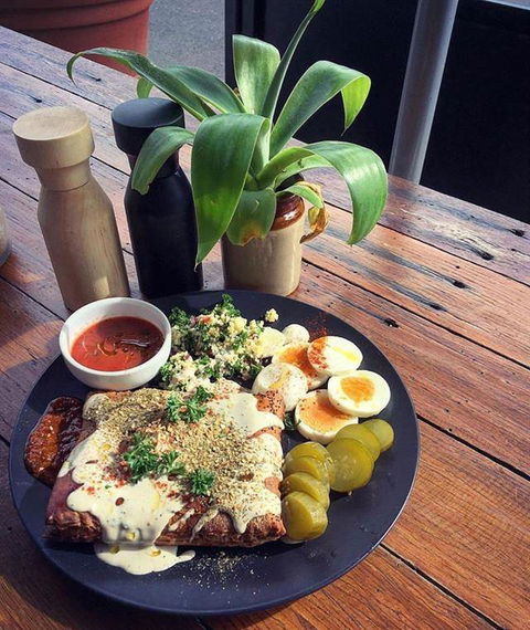 Cafe In Tokyo - Kawana Tourism 8