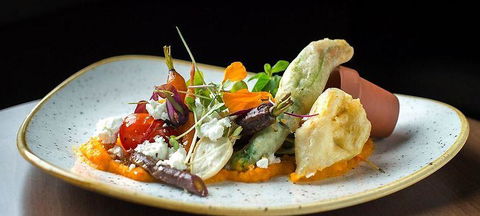 Gurus Master Of Indian Cuisine - Kawana Tourism 1