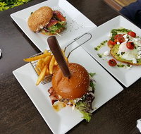 Feeding Frenze Cafe