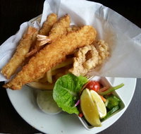 Commercial Hotel Bistro - Kawana Tourism