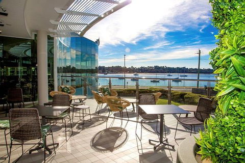 Batemans Bay Soldiers Club - Kawana Tourism 0