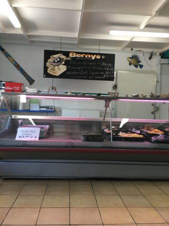 Berny's At Batehaven - Kawana Tourism 0