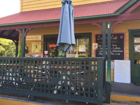 Leanne's Cafe - Kawana Tourism 0