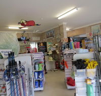 Red Rock Shop - Kawana Tourism