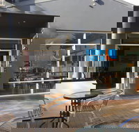 Main Deck Cafe - Kawana Tourism