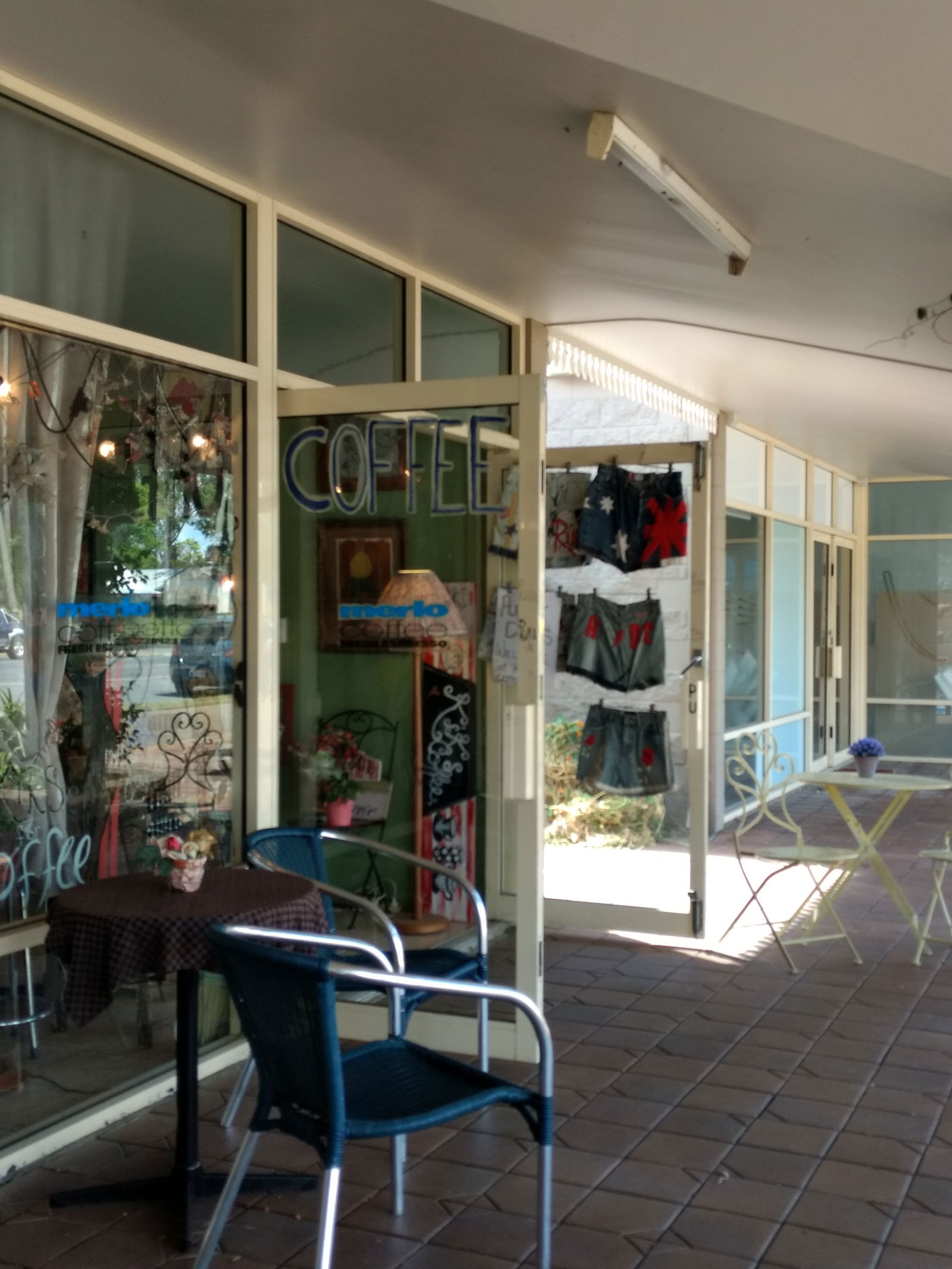 Lake Manchester QLD Kawana Tourism