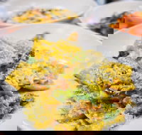 La Favola - Kawana Tourism