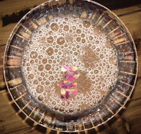 Moya's Juniper Lounge - Kawana Tourism