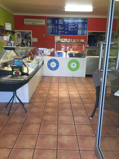 Hollywood Meals Kebabs & Sushi - Kawana Tourism 0