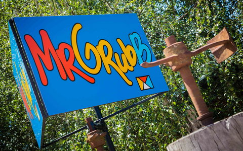 Mr Grubb @ Oakdene - Kawana Tourism 1