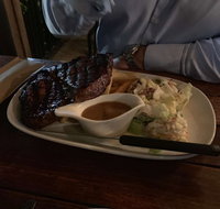 Browns Plains Hotel - Road House Grill