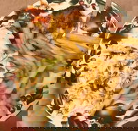 Pinewood Chicken Bar - Kawana Tourism