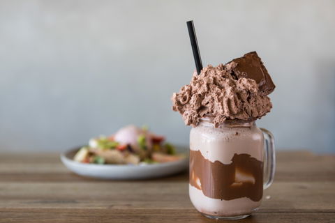 Fitzmaurice Cafe - Kawana Tourism 2