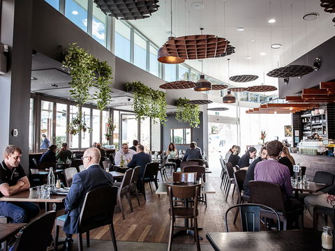 EQ Cafe And Lounge - Kawana Tourism 0