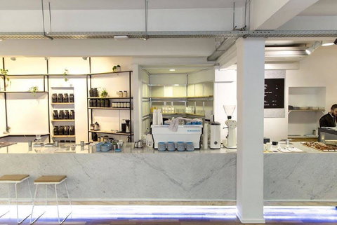 Mountain High Thai - Kawana Tourism 0