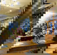 Lord Ashley Bar - Kawana Tourism