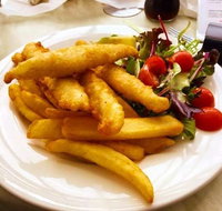 Restaurant and Bar at Noosa Heads Surf Club - Kawana Tourism