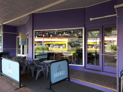 E'Claire's Coffee Shop - Kawana Tourism 0