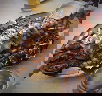 Samson Beach Tavern - Kawana Tourism