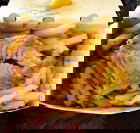 Fin's Cafe - Kawana Tourism