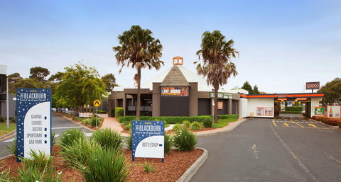 The Bistro - Blackburn Hotel - Kawana Tourism 0
