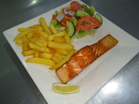 King Prawn Seafood & Grill - Kawana Tourism 0